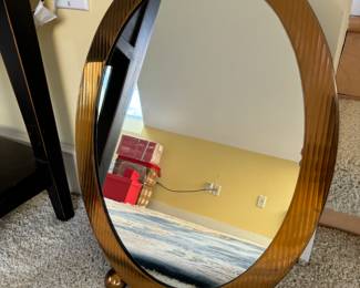 Oval mirror