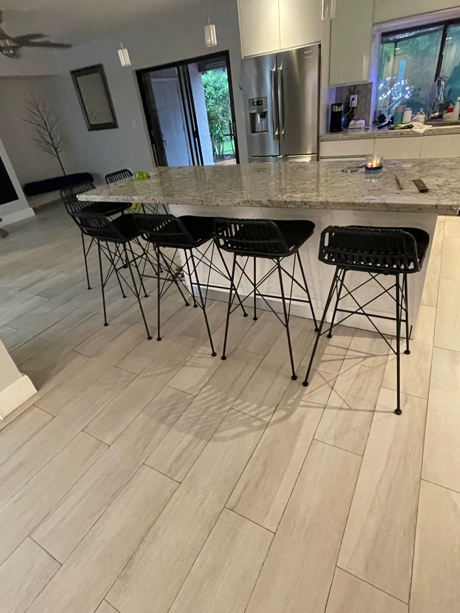 (6) Modern Barstools