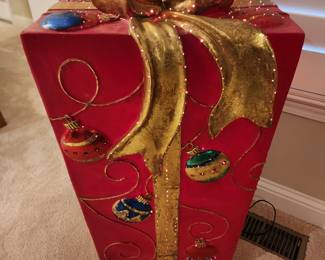 Frontgate Christmas decor