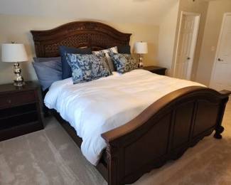 very nice king size bet set with pottery barn side tables