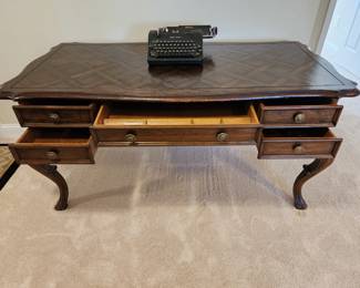 Beautiful antique desk!