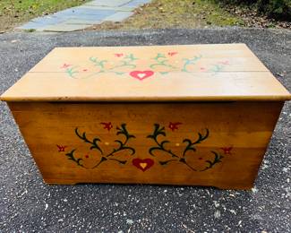 Americana chest