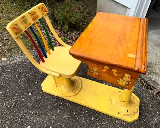 MCM Heywood Eclipse student desk 