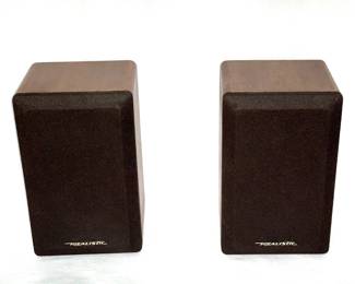 Realistic bookshelf speakers 