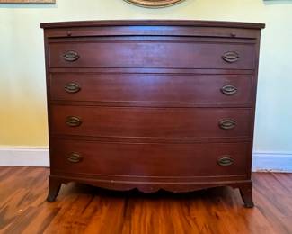 Hepplewhite Style Mahogany Chest by Williams-Kimp in excellent condition.