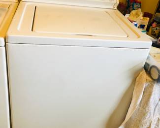 Whirlpool washer.  Older model but works well.  Heavy duty