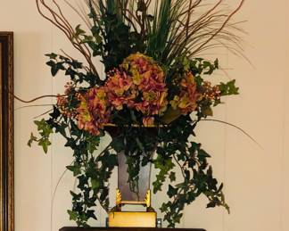 Pair of sconces and pair of arrangements 