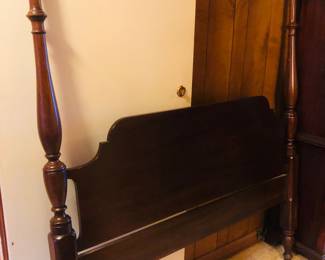 Full size 4 poster head and foot board 