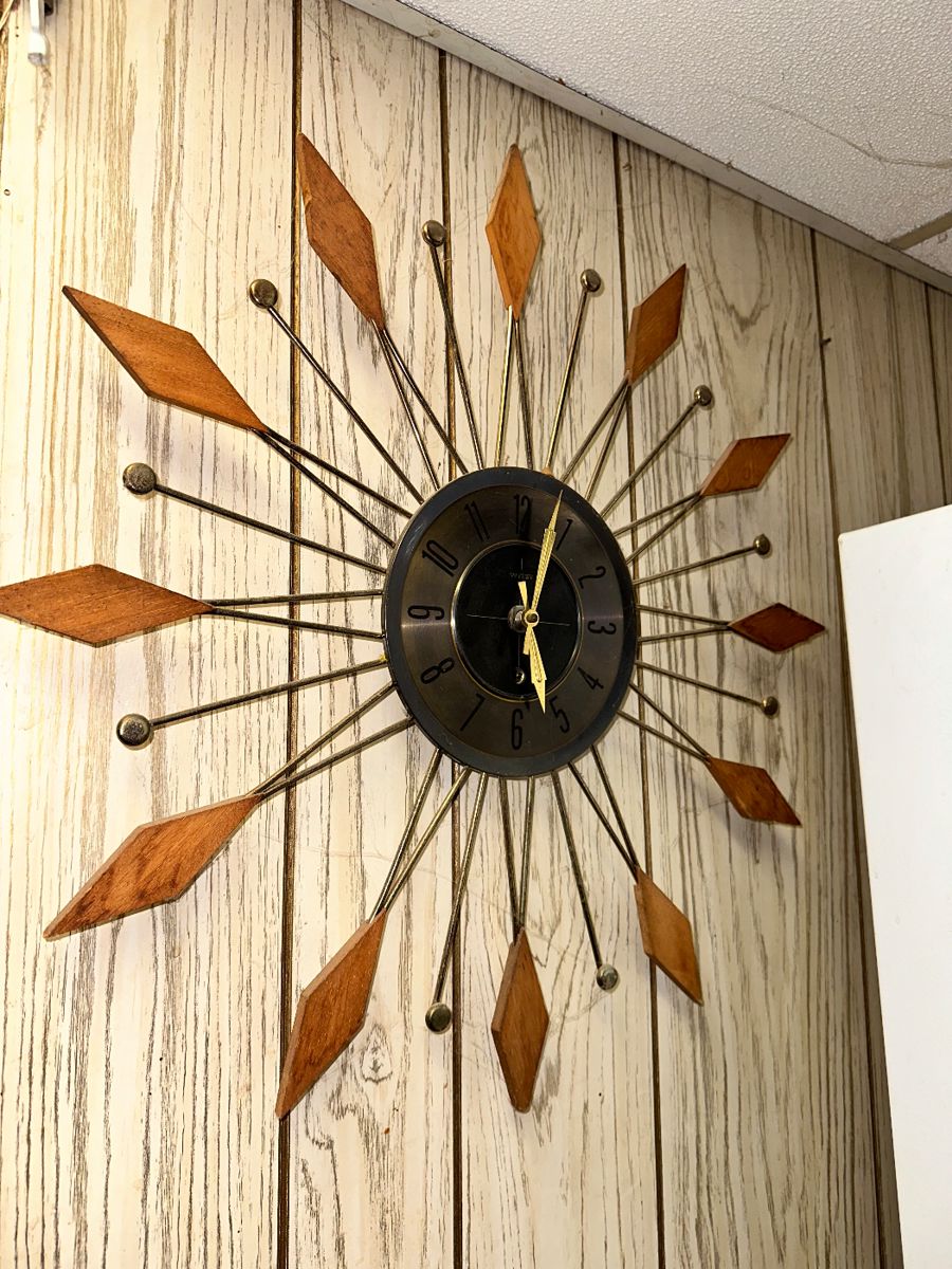 Munster Indiana Estate Sale! The Ageless Treasure! starts on 12/15/2023