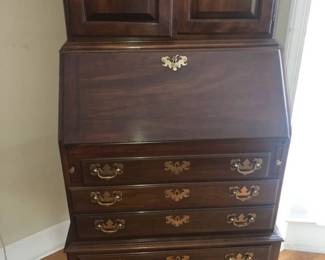 Beautiful Ethan Allen Secretary with Hutch