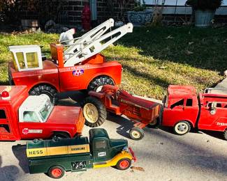 Vintage Tonka Trucks 