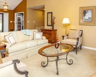 Beautiful Quality Furniture , Ethan Allen Couch 