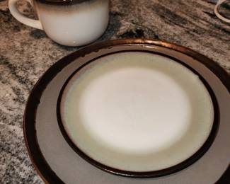 Sango Nova Black dish set