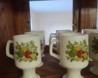 Set of 14 Corningware 