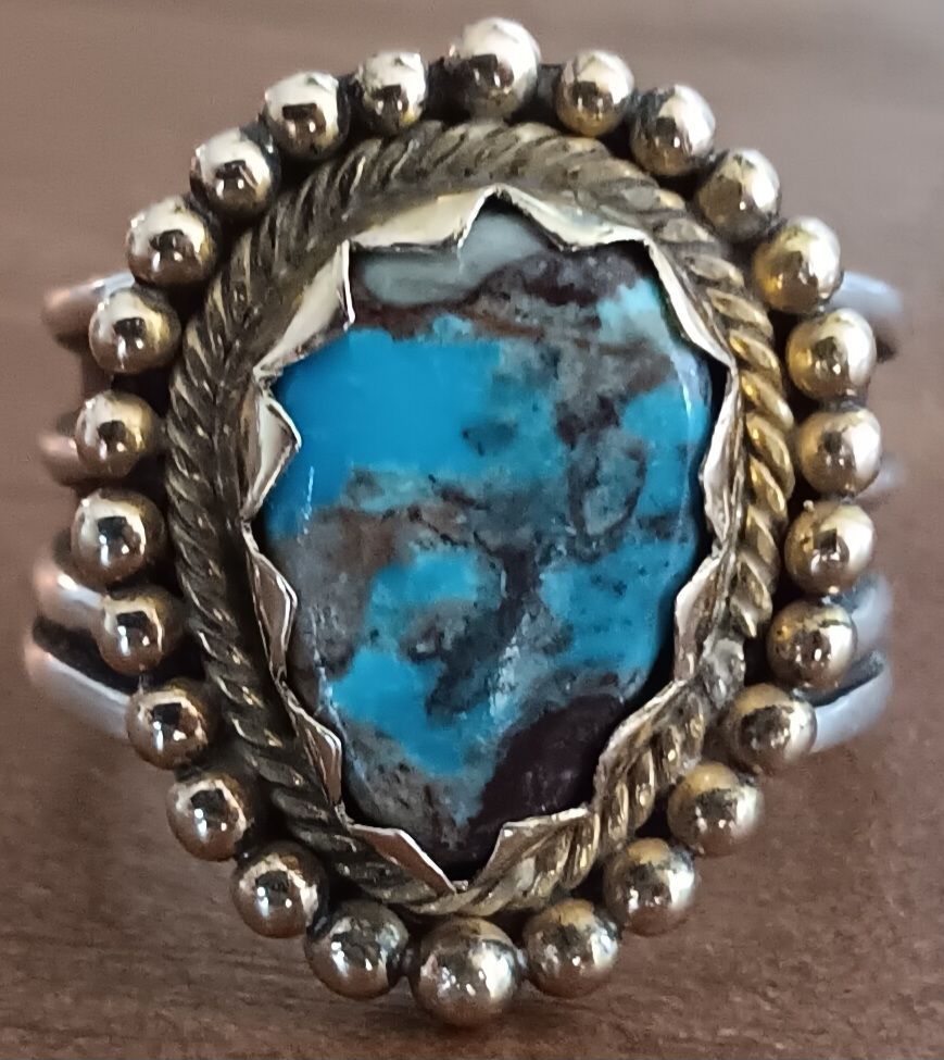 Enchanting Choto Estate Sale in Concord Farragut, TN starts on 11/18/2023