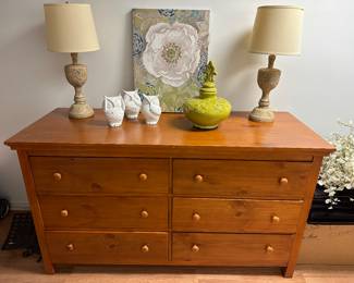 Chest of drawers