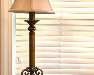 decorative table lamp