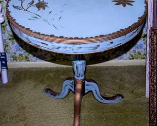 Shabby Chic Accent Table