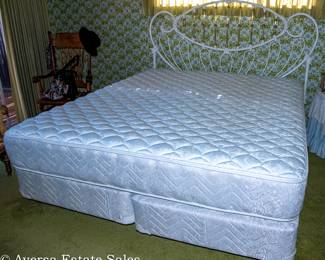 KING SERTA Mattress Set with BRASS Headboard