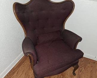 Comes with ottoman  $200