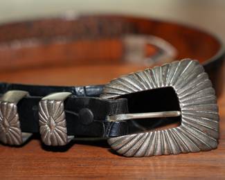 Douglas Magnus Santa Fe sterling belt buckle with black alligator leather belt
