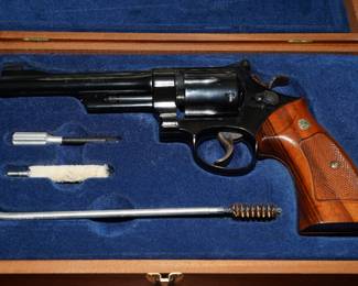 Vintage 1977 Smith & Wesson 27-2 357 Magnum.  If buying this piece, you will need to have an active AZ driver's license and fill out a bill of sale-CASH only for firearms. 