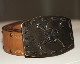 Skull & cross bones belt buckle with tooled leather belt