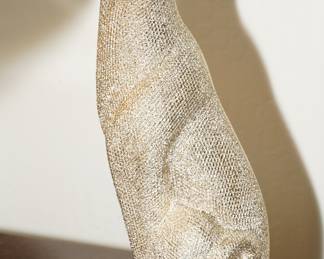 Decorative cat sculpture