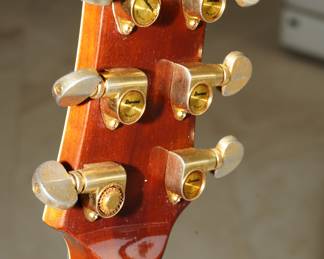 Serial #877569 Ibanez Artist 1977 guitar