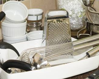 Kitchen tools & accessories