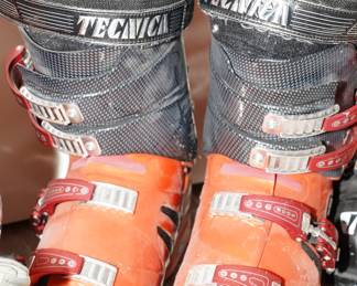 Tecnica ski boots