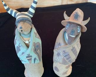 Susie Nagoda Bergquist  'Buffalo' 9", 'Coyote' 10 1/2"