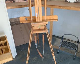 Plein air easel