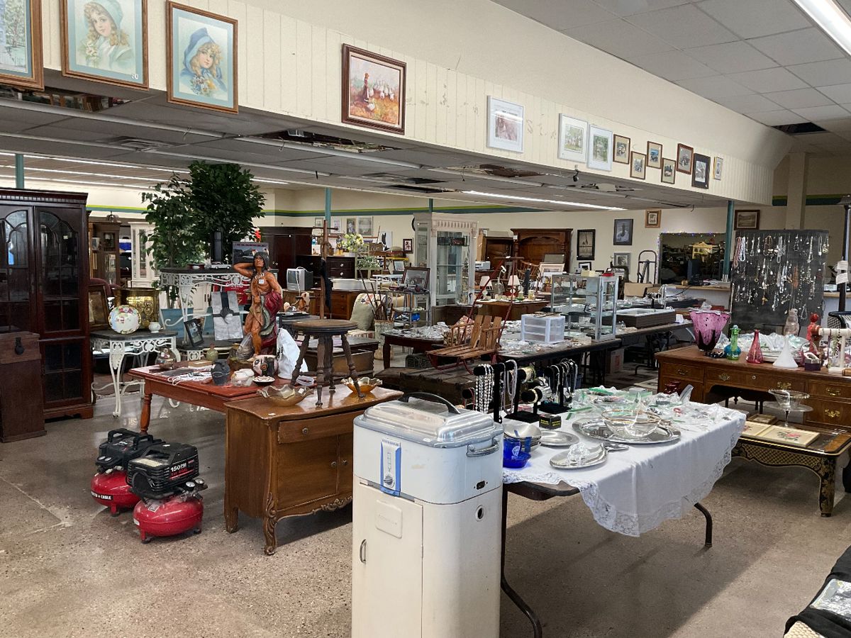Turkey roaster in the foreground.