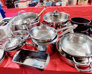 WOLF GANG PUCK COOKWARE