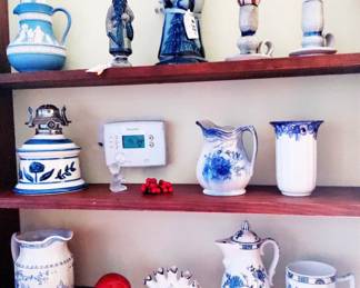NICE COLLECTION OF MANY VINTAGE & ANTIQUE BLUE & WHITE PIECES