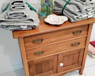 19TH CENTURY COMMODE