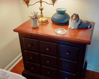 HEAVY BRASS VINTAGE LAMP 