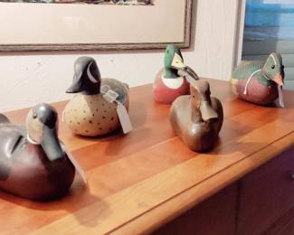 MORE COLLECTIBLE DUCKS, SEVERAL SIGNED