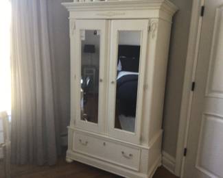 Girl’s armoire