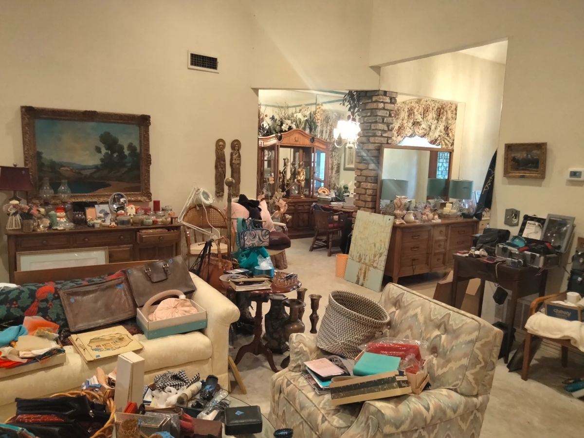 ALEDO PRE SALE & ESTATE SALE in Aledo, TX starts on 12/1/2023