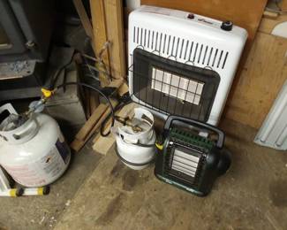 Mr Heater and Buddy Heater w/Tanks