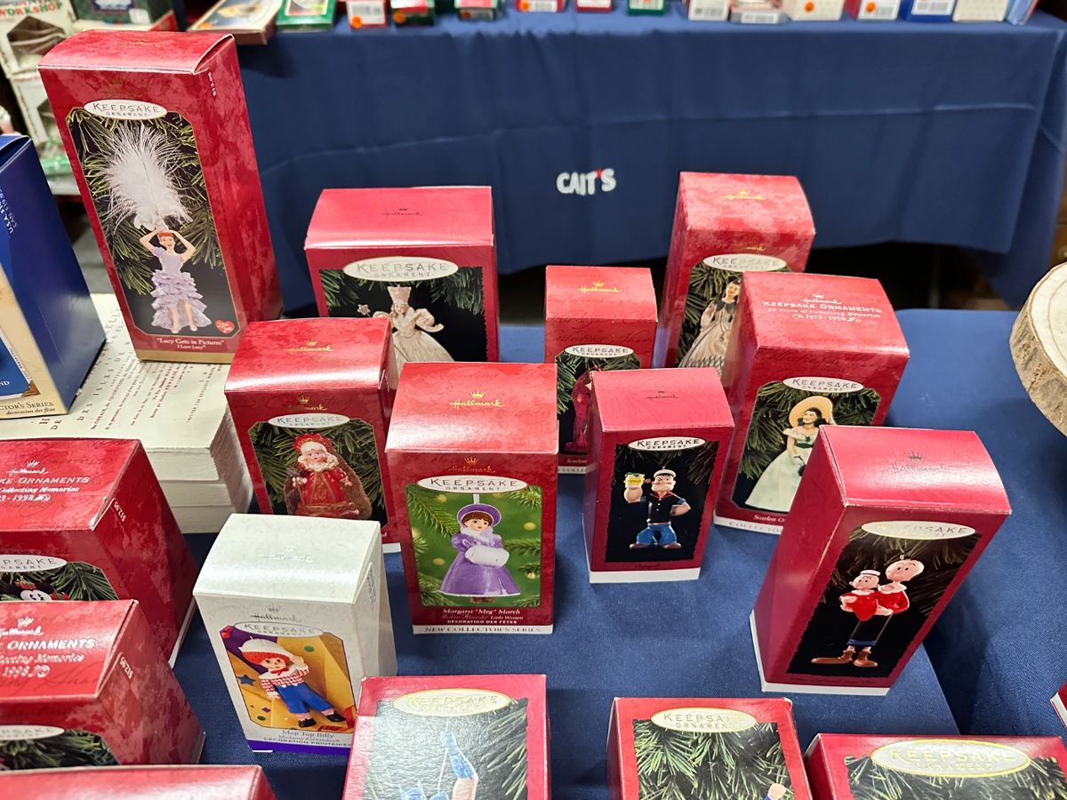 Cait's Mokena Christmas Event 50 Off Sunday! starts on 11/24/2023