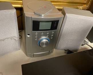 Vintage Audiovox CD system