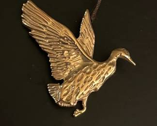 14k goose duck avian pendent