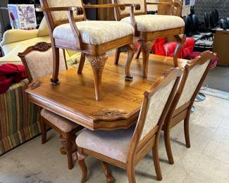 Dining Room Table 6 Chairs 2 Leaves