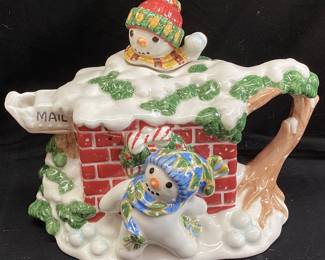 FITZ & FLOYD THE FLURRIES TEAPOT