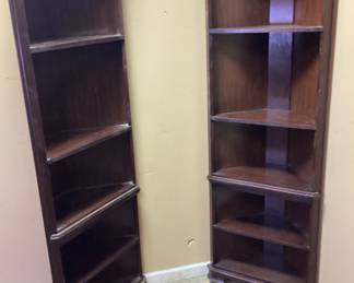  2 JENNINGS FURNITURE CORNER CABINETS