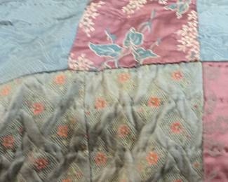 VINTAGE HAND MADE QUILT