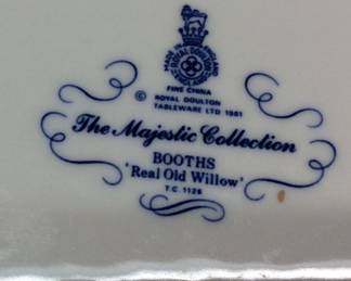 ROYAL DOULTON CHINA SERVICE SET